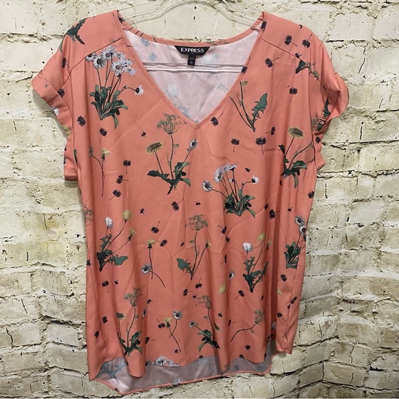 Express Pink Floral Cuffed Sleeve V Neck Blouse Top - Picture 1 of 5